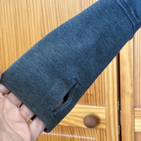 Eddie Bauer Small Gray Camp Fleece Wrap Cadigan Athleisure Casual Thumb Holes - Picture 6 of 9